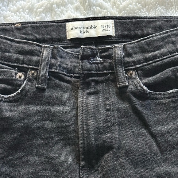 Abercrombie Kids Black Distressed Shorts - Picture 2 of 6